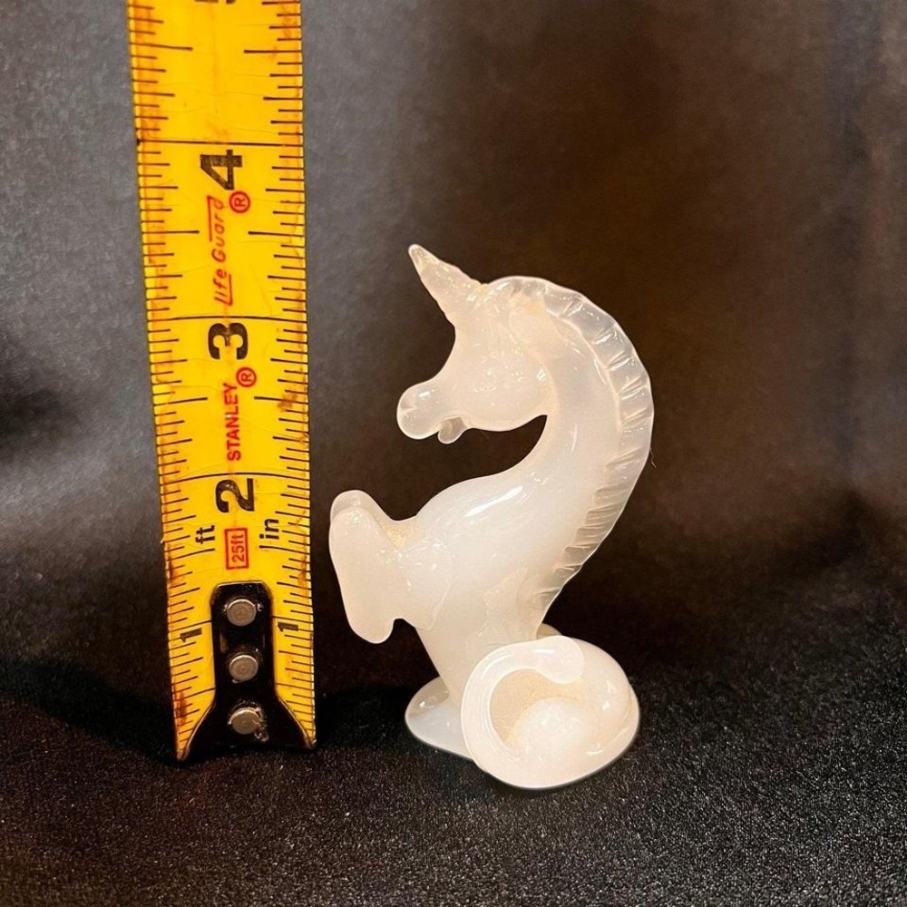 Unbranded Unicorn Figurine Unisex OS White Excellent Hand Carved Stone Decor - Picture 3 of 7